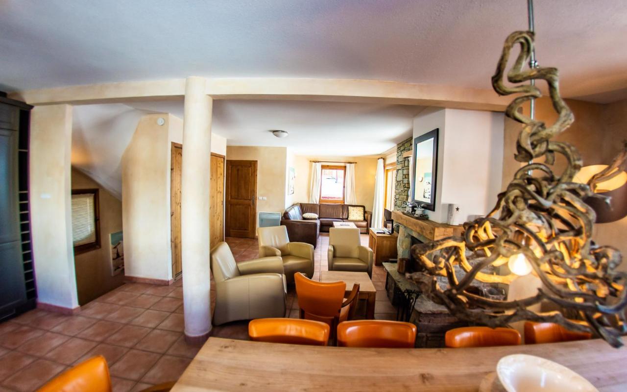 Parc Madeleine - Chalets Saint-Francois-Longchamp Ngoại thất bức ảnh